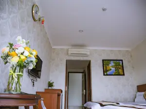 Khách sạn Huỳnh Đức