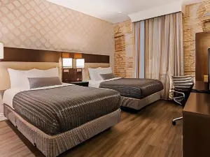 Best Western Plus St. Christopher Hotel