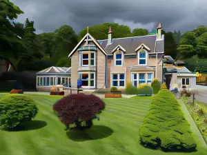 The Claymore Guest House and Apartments