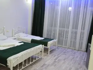 Geno Guest House