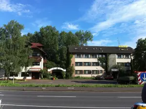 Hotel Bacchusstube Garni