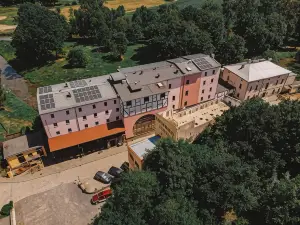 Hotel Zamkowy Młyn