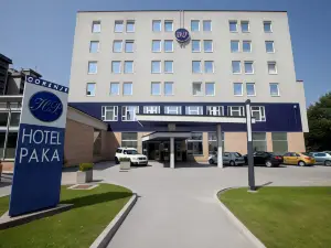 Hotel Paka