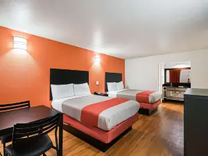 Motel 6 Houston, TX - Brookhollow
