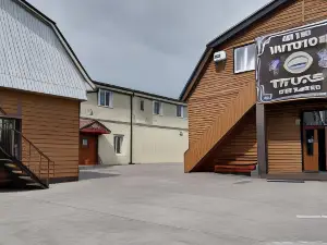 Khutorok Hotel
