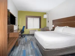 Holiday Inn Express Kansas City - at the Legends