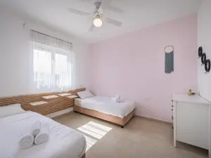 Kibbutz Ketura Guest House