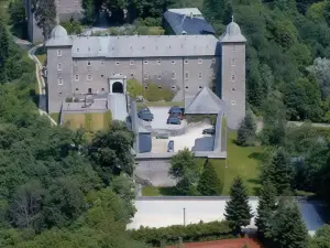 Hotel Und Restaurant Burg Schnellenberg
