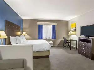 Comfort Inn & Suites Mundelein-Vernon Hills