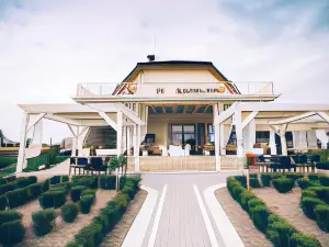 Hotel-Przystań