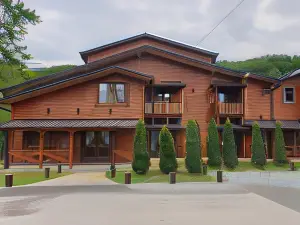 Apartmani,Kucice Drina-Bok
