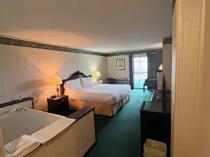 Webb's Year Round Resort