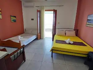 Agatha Appartments Paliouria