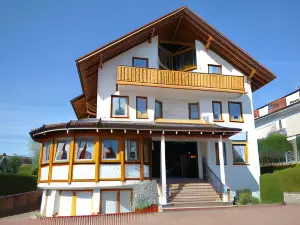 Hotel-Pension-Jasmin