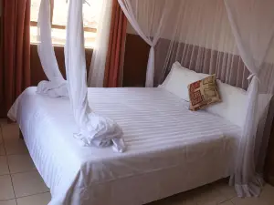 Bomen Hotel