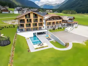 Hotel Tyrol