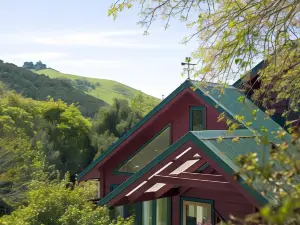 Hereweka Garden Retreat