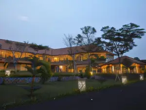 Bumi Gumati Resort & Convention