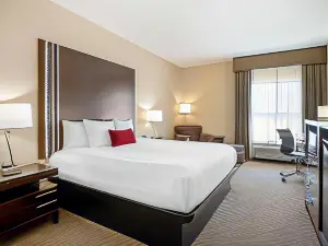 Best Western Plus Howe Inn
