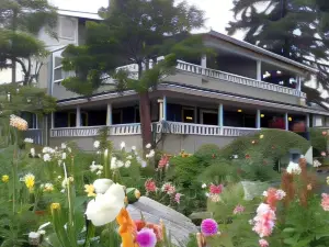 Friday Harbor Grand