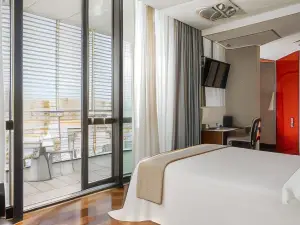 Welcome Hotel