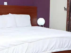 Sunrise Hotel and Conference Center