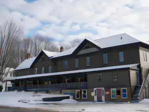 Smugglers Notch Inn