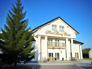 Hotel Biały Dwór