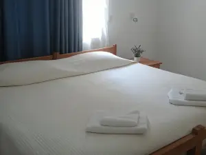 Kozis Hotel Apartments