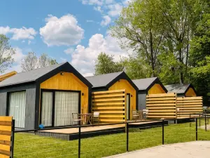 Moon Village Comarnic