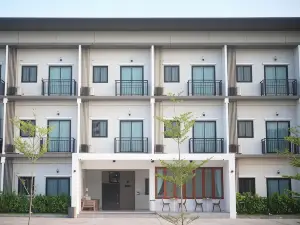 Thezen Hotel
