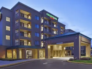 Courtyard Somerset