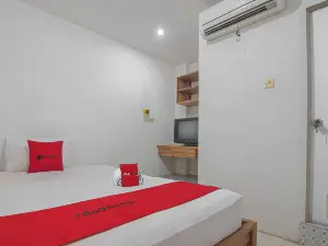 RedDoorz Near Gajah Mada Pontianak