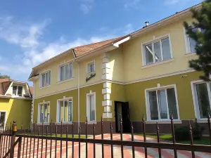 Apartments Green House