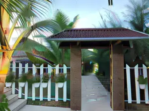 Oceanward Hotel