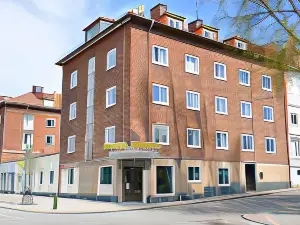 Strand Hotell