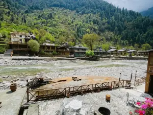 Living Good - A Himalayan Boutique Stay