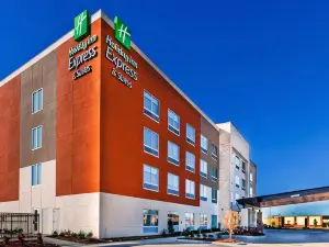 Holiday Inn Express & Suites Tulsa West - Sand Springs
