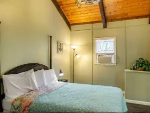 Carolina Landing RV Resort - Caravan Park