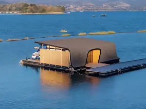 Z9 Resort