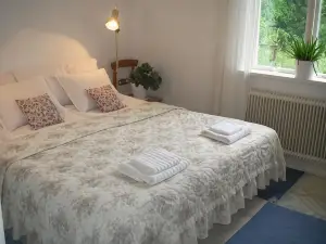 Wilderness Cottage