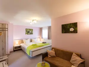 Kräuterhotel Garni Zur Klostergrotte