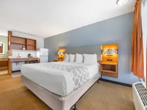 Suburban Studios Branson on the Strip