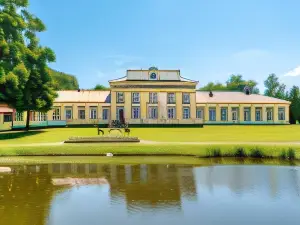 Taujėnų Dvaro svečių Namai