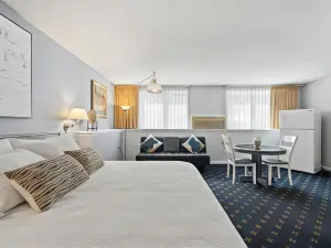 The Niantic Inn