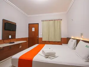 Hotel Colonial