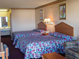 Garden Inn & Suites