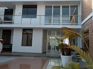 Departamentos en Playa Pulpos Hospedaje Delfines House