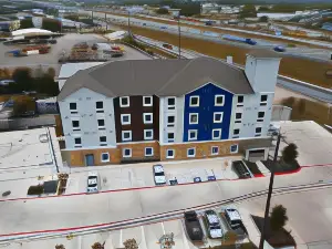 Texas Bungalows Hotel and Hotel Que at I35 Austin Pflugerville