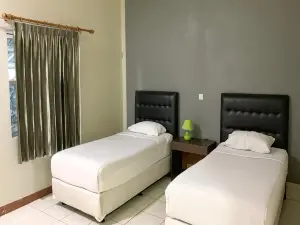 Central City Hotel